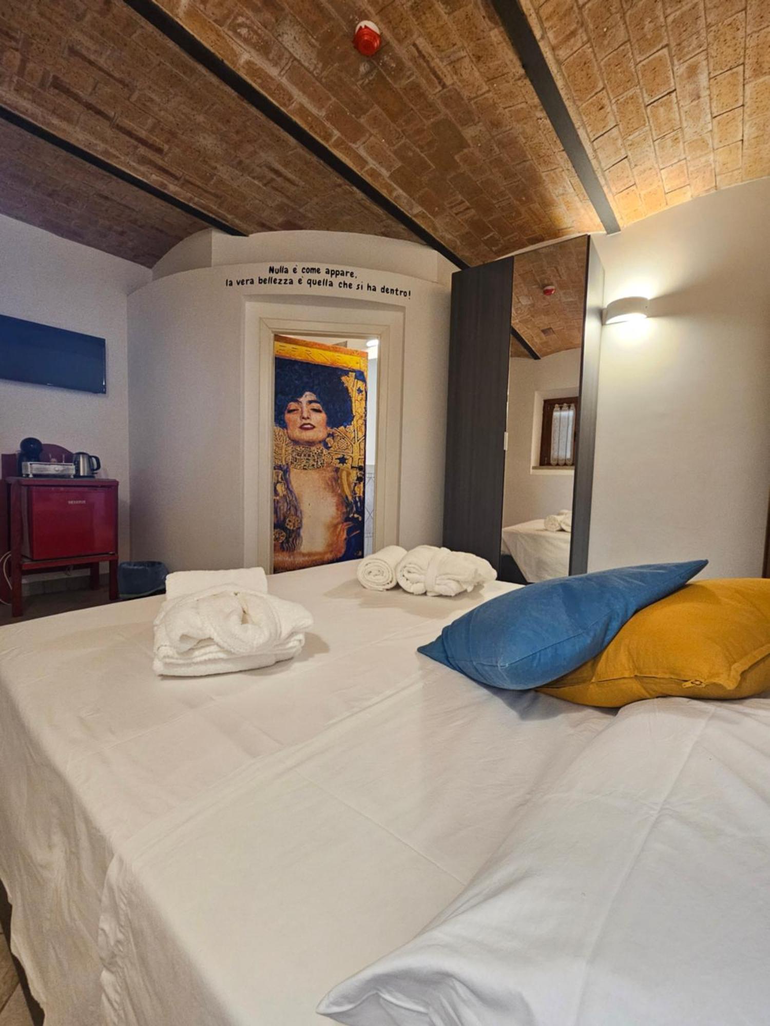 Casale Dei Priori Bed & Breakfast Rocca Massima Eksteriør bilde